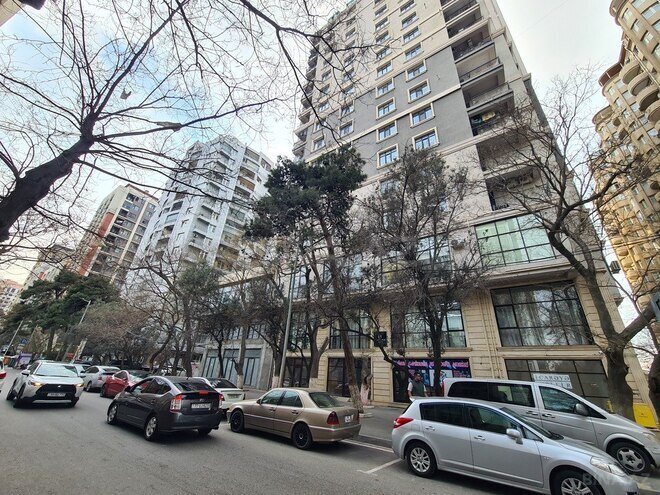 3-комн. новостройка - Наримановский  р. - 130 м² (1)