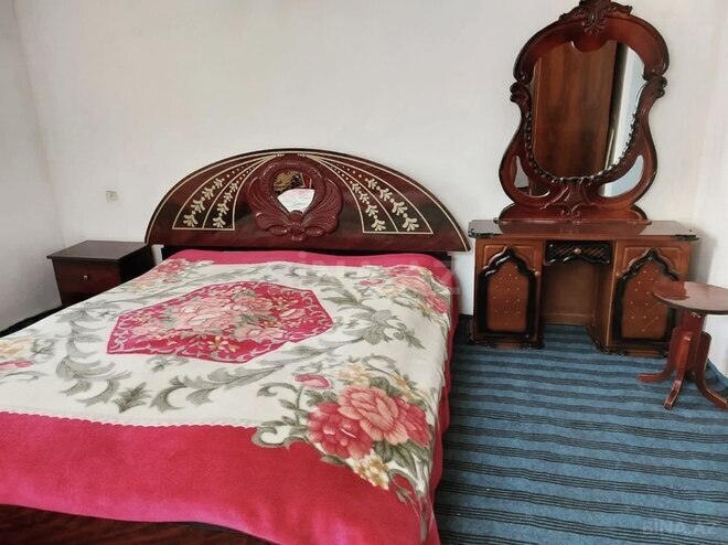 7 otaqlı həyət evi/bağ evi - Novxanı q. - 148 m² (14)