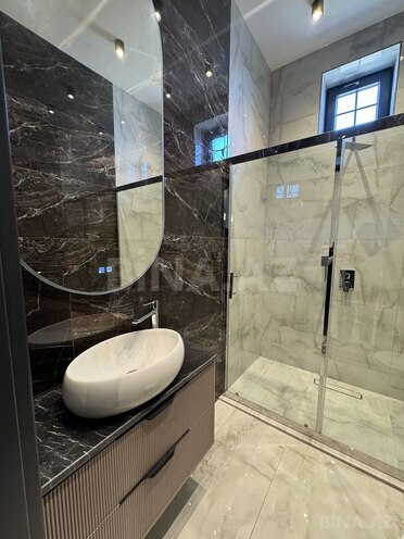 6 otaqlı həyət evi/bağ evi - Şüvəlan q. - 400 m² (22)