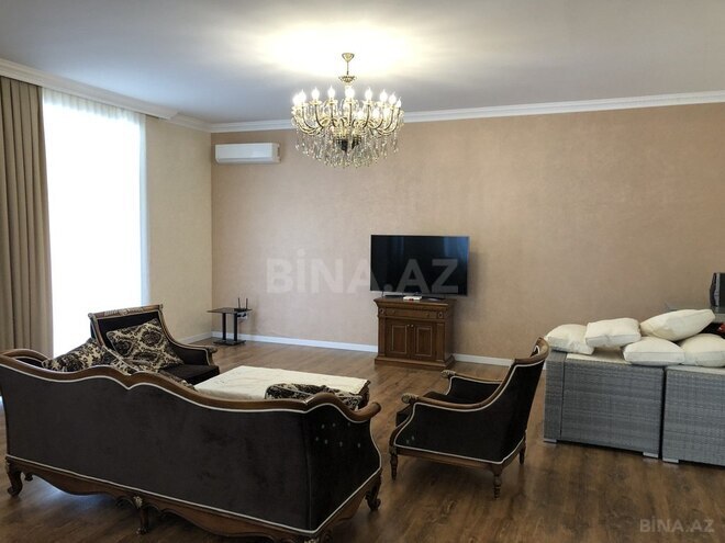 5-комн. дом/дача - пос. Пиршаги - 410 м² (4)