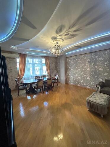 3 otaqlı yeni tikili - İnşaatçılar m. - 146 m² (3)