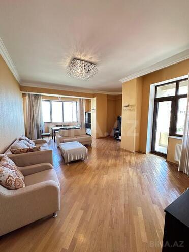 3 otaqlı yeni tikili - Elmlər Akademiyası m. - 135 m² (1)