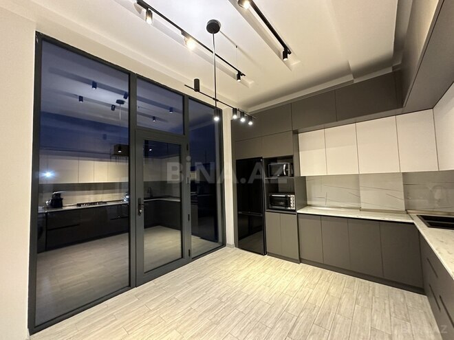 4 otaqlı həyət evi/bağ evi - Novxanı q. - 320 m² (26)