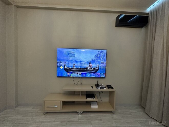 4 otaqlı həyət evi/bağ evi - Novxanı q. - 320 m² (19)