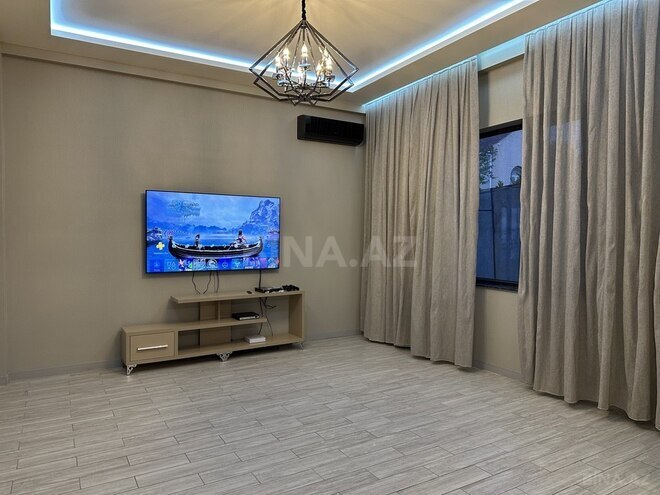 4 otaqlı həyət evi/bağ evi - Novxanı q. - 320 m² (21)