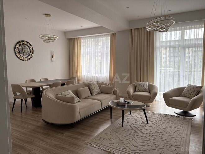 5 otaqlı yeni tikili - Ağ şəhər q. - 215 m² (1)
