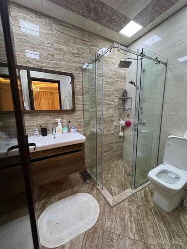 6 otaqlı həyət evi/bağ evi - Şüvəlan q. - 300 m² (10)