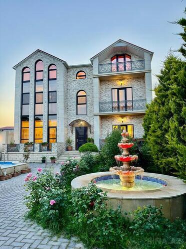 6 otaqlı həyət evi/bağ evi - Şüvəlan q. - 300 m² (1)