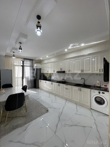 3 otaqlı yeni tikili - Azadlıq Prospekti m. - 135 m² (4)