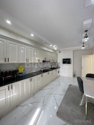 3 otaqlı yeni tikili - Azadlıq Prospekti m. - 135 m² (5)