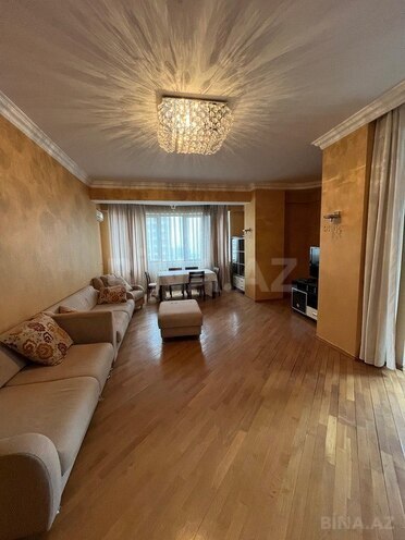 3 otaqlı yeni tikili - Elmlər Akademiyası m. - 136 m² (1)
