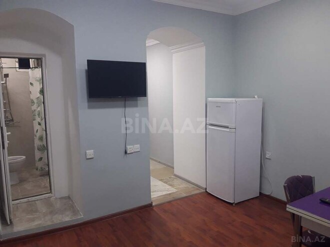 1 otaqlı köhnə tikili - 28 May m. - 25 m² (1)