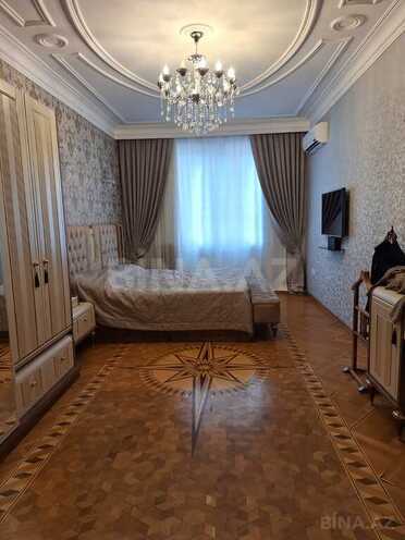 5 otaqlı yeni tikili - Neftçilər m. - 200 m² (24)