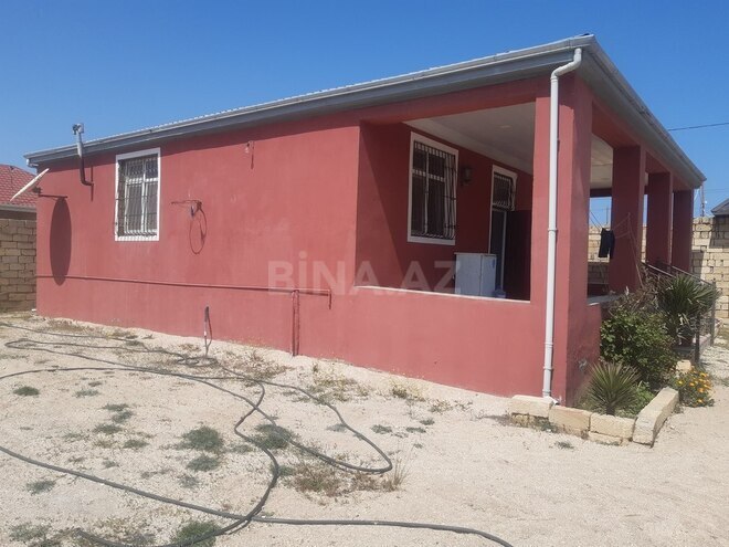 3 otaqlı həyət evi/bağ evi - Novxanı q. - 120 m² (1)