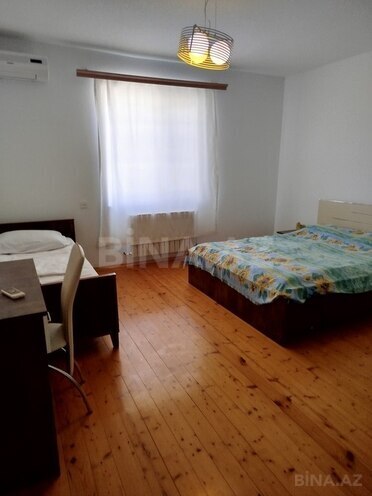 6 otaqlı həyət evi/bağ evi - Novxanı q. - 240 m² (22)