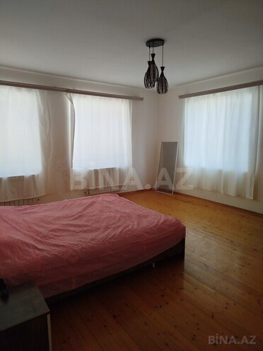 6 otaqlı həyət evi/bağ evi - Novxanı q. - 240 m² (20)