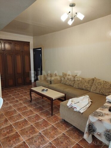 6 otaqlı həyət evi/bağ evi - Novxanı q. - 240 m² (8)