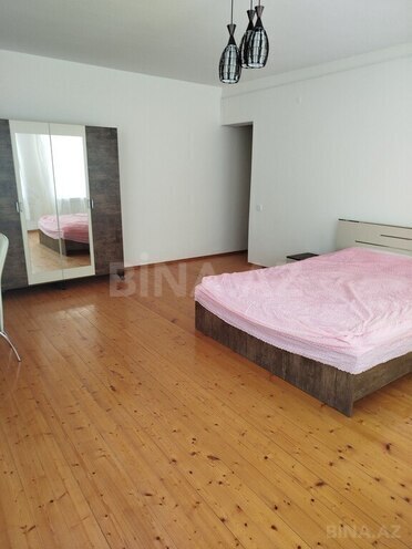 6 otaqlı həyət evi/bağ evi - Novxanı q. - 240 m² (19)