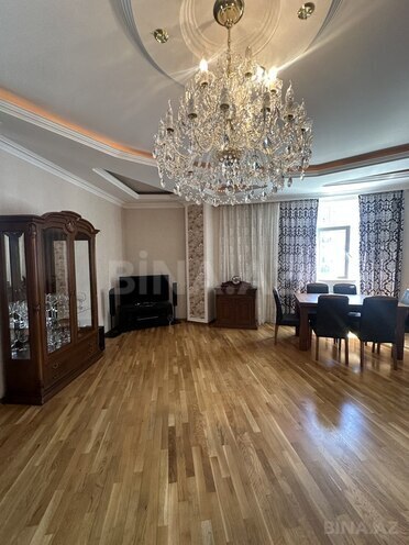 3 otaqlı yeni tikili - Elmlər Akademiyası m. - 140 m² (24)