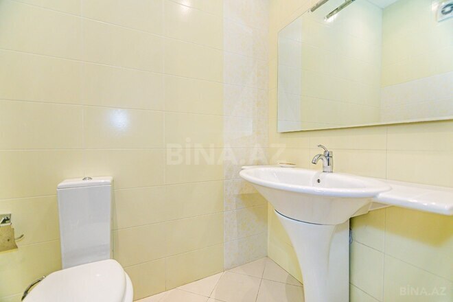 İcarəyə verilir 4 otaqlı yeni tikili 200 m², 28 May m., photo 11 from 32