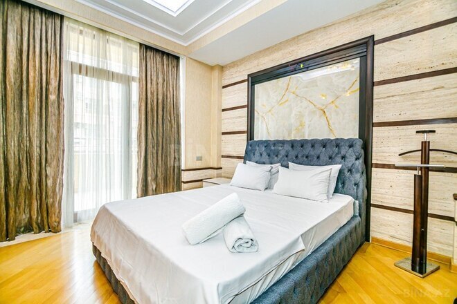 İcarəyə verilir 4 otaqlı yeni tikili 200 m², 28 May m., photo 19 from 32