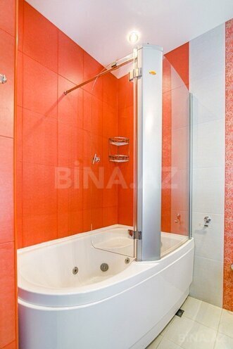 İcarəyə verilir 4 otaqlı yeni tikili 200 m², 28 May m., photo 27 from 32