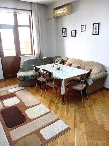 3 otaqlı yeni tikili - 8 Noyabr m. - 170 m² (14)