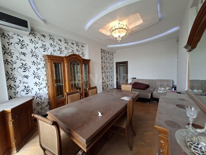 3 otaqlı yeni tikili - Elmlər Akademiyası m. - 95 m² (4)