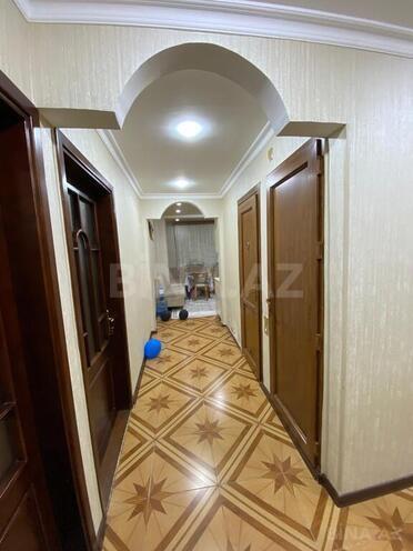 Продаётся 4-комн. вторичка 110 м², photo 12 from 18