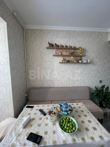 3 otaqlı köhnə tikili - İnşaatçılar m. - 80 m² (20)