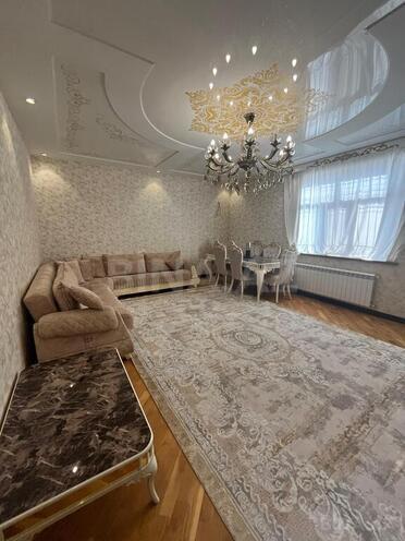 6 otaqlı həyət evi/bağ evi - Məmmədli q. - 390 m² (12)
