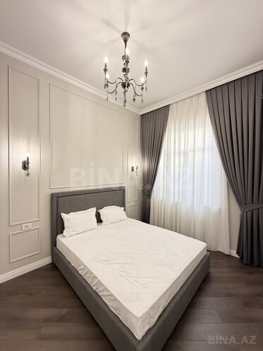 5 otaqlı həyət evi/bağ evi - Şüvəlan q. - 220 m² (25)