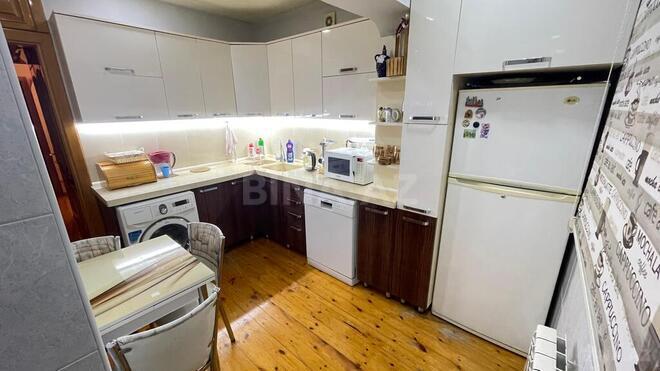 4 otaqlı köhnə tikili - 9-cu mikrorayon q. - 100 m² (4)