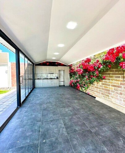 5 otaqlı həyət evi/bağ evi - Şüvəlan q. - 200 m² (16)