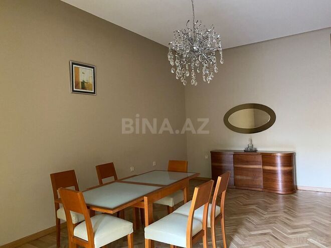 4 otaqlı həyət evi/bağ evi - Mərdəkan q. - 200 m² (18)