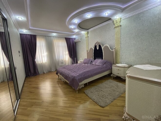 6 otaqlı həyət evi/bağ evi - Şüvəlan q. - 320 m² (11)