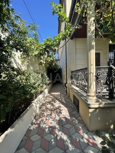 6 otaqlı həyət evi/bağ evi - Şüvəlan q. - 320 m² (15)