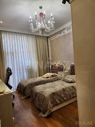 4 otaqlı yeni tikili - Nizami m. - 250 m² (12)