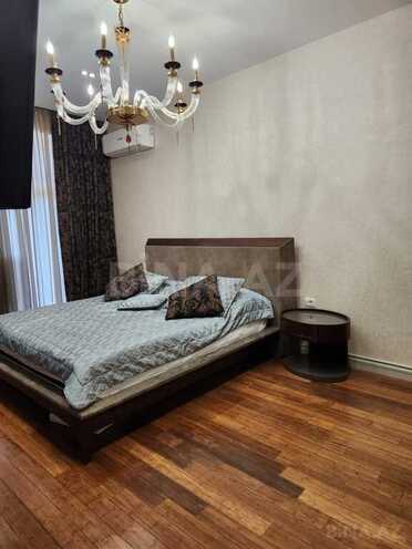 4 otaqlı yeni tikili - Nizami m. - 250 m² (9)