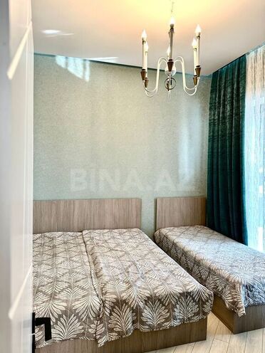 4 otaqlı həyət evi/bağ evi - Şüvəlan q. - 150 m² (12)