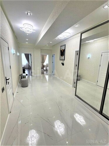 3-комн. новостройка - м. 28 мая - 121 м² (26)