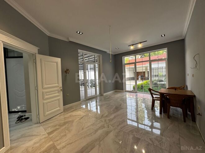 5 otaqlı həyət evi/bağ evi - Bakıxanov q. - 360 m² (12)
