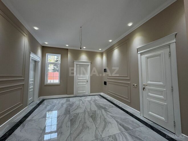 5 otaqlı həyət evi/bağ evi - Bakıxanov q. - 360 m² (23)