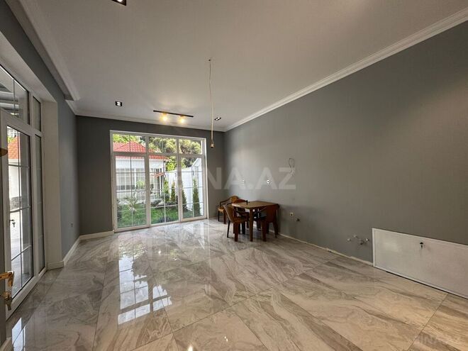 5 otaqlı həyət evi/bağ evi - Bakıxanov q. - 360 m² (13)