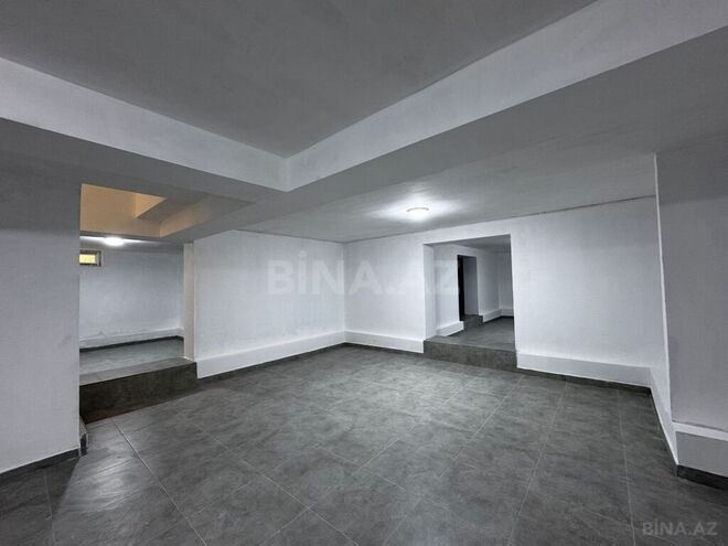 5 otaqlı həyət evi/bağ evi - Bakıxanov q. - 360 m² (30)