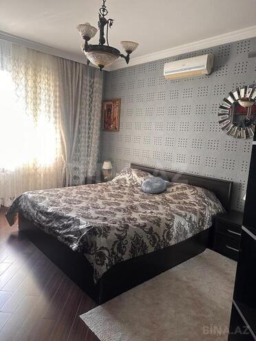 9-комн. дом/дача - Хатаинский р. - 450 м² (14)