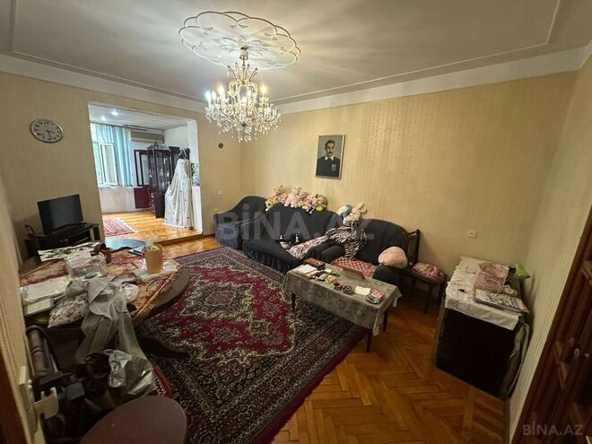 4 otaqlı köhnə tikili - 28 May m. - 120 m² (1)