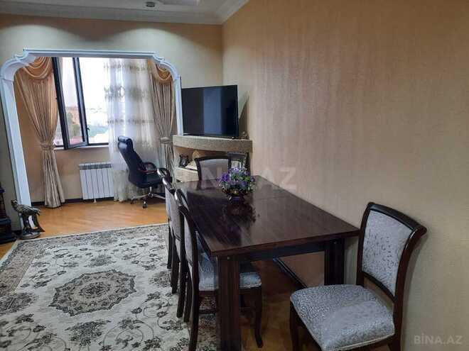 3 otaqlı köhnə tikili - Bakıxanov q. - 72 m² (1)