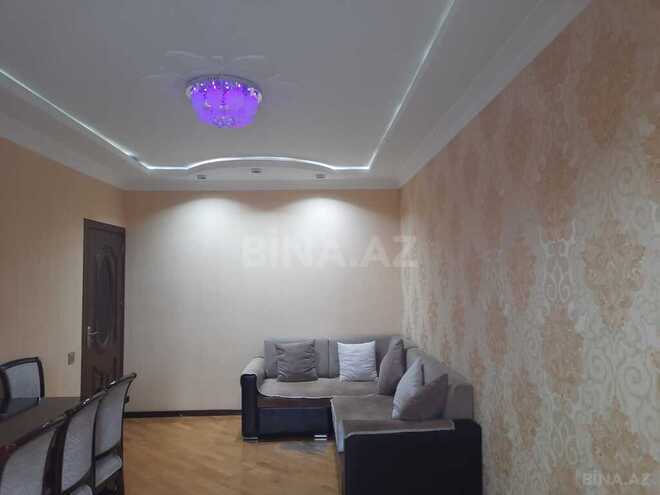 3 otaqlı köhnə tikili - Bakıxanov q. - 72 m² (2)