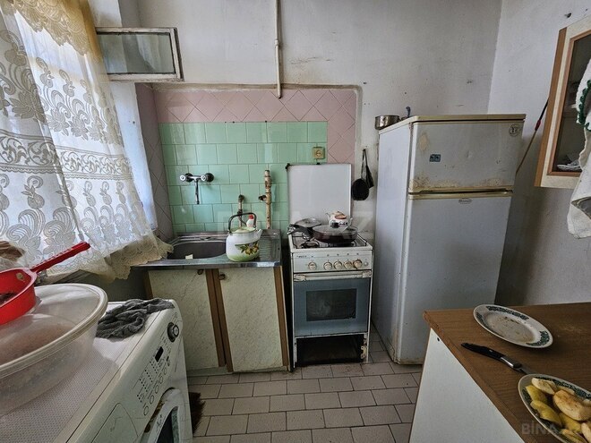 2 otaqlı köhnə tikili - M.Ə.Rəsulzadə q. - 70 m² (5)
